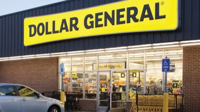 Dollar General tumbles after cutting guidance on earnings miss