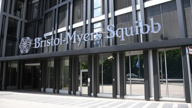 Bristol Myers' (BMY) Opdivo Positive in Late-Stage NSCLC Study