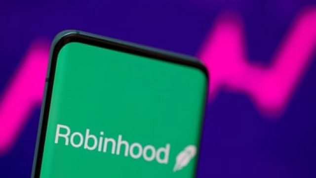 Why Robinhood (HOOD) Stock Plunged on Friday