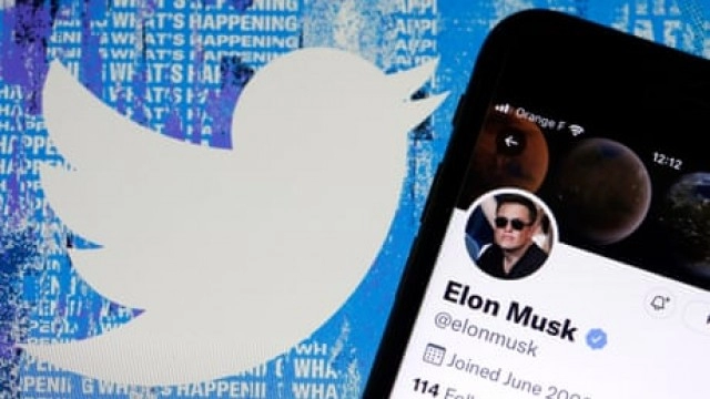 Elon Musk withdraws $44bn bid to buy Twitter after weeks of high drama