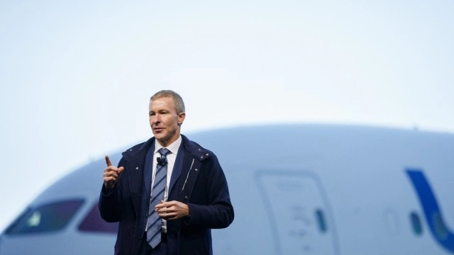 United CEO says climate change is going to make massive delays more common