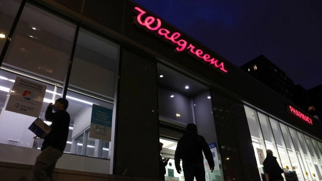 Walgreens reaches $500 mln deal with New Mexico over opioid crisis