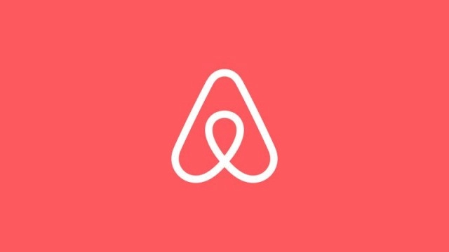 Airbnb, Inc. (ABNB) Crossed Above the 20-Day Moving Average: What That Means for Investors