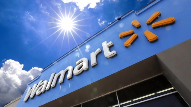 Wall Street awaits Walmart's inflation update