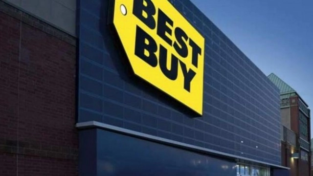 Best Buy cutting hundreds of jobs: report