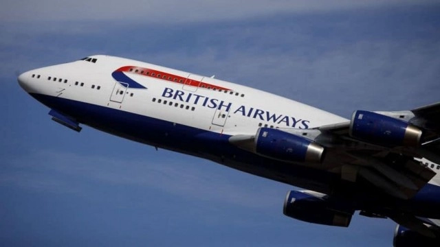 IAG share price braces for turbulence ahead of Q3 earnings