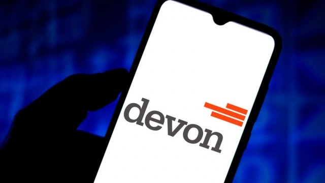 Bullish Devon Energy eyes a new top but should you buy now?