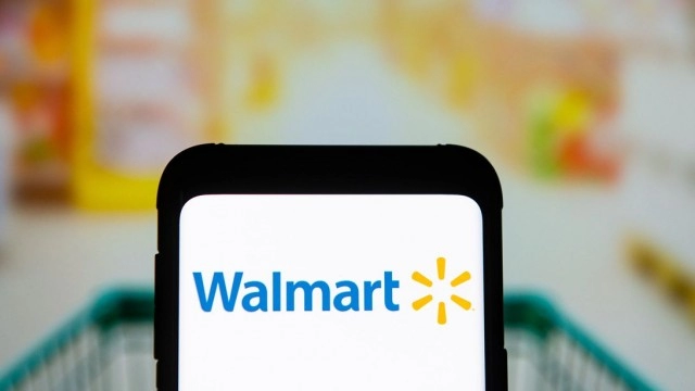 Walmart Stock Nabs 1-Year High After Upgrade