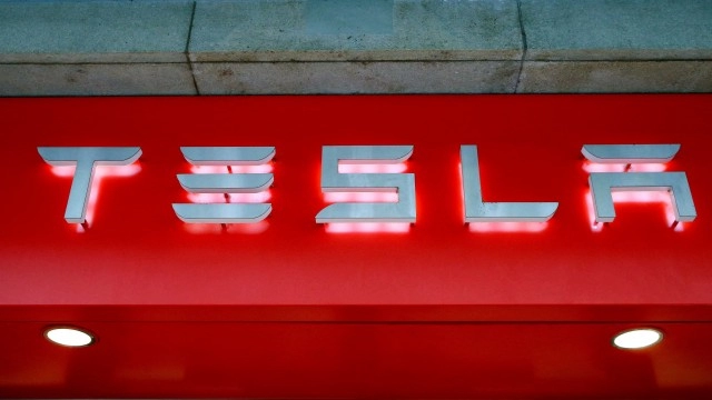 Tesla workers launch union campaign in New York