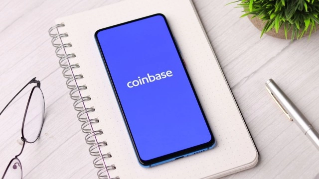 Coinbase's Stock Is a Screaming Buy Right Now