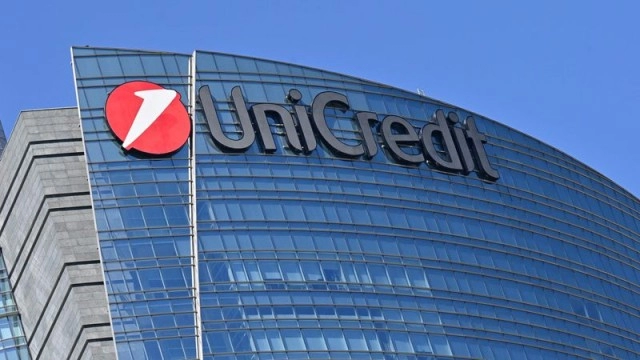 UniCredit to hand $5.70 billion to shareholders after record profit