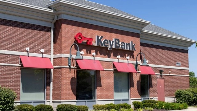 KeyCorp says executive's $700,000 stock sale Friday was ‘precleared'