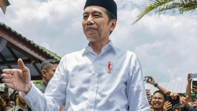 Indonesia's president says he's in talks with Musk to build Tesla facilities