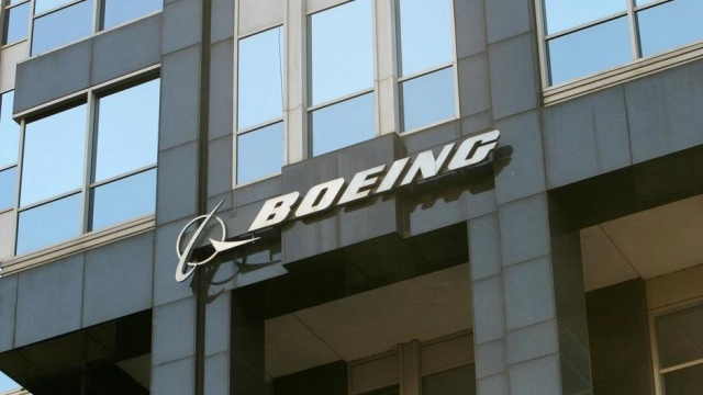 Boeing suspends parts, maintenance and support for Russian airlines