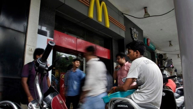 McDonald's Stops Using Tomatoes In India Amid Record Prices—Alters ‘Maharaja Mac'