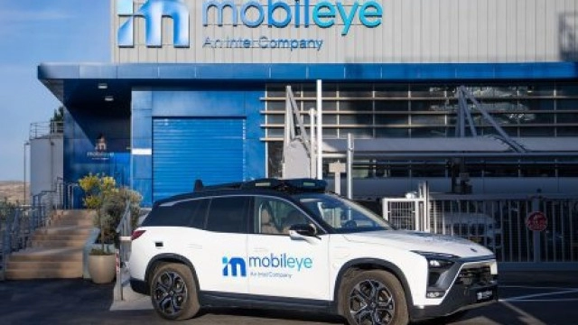 Intel's Self-Driving Car Unit Mobileye Files for IPO