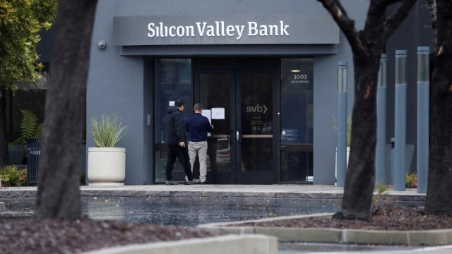 How Silicon Valley Bank's collapse ripped through global tech