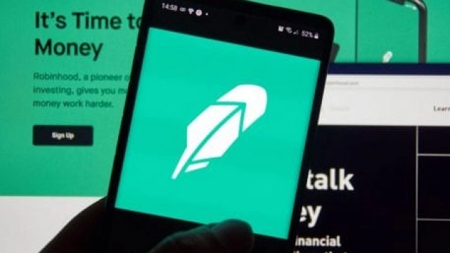 This 1 Rule Change Could Crush Robinhood's Business