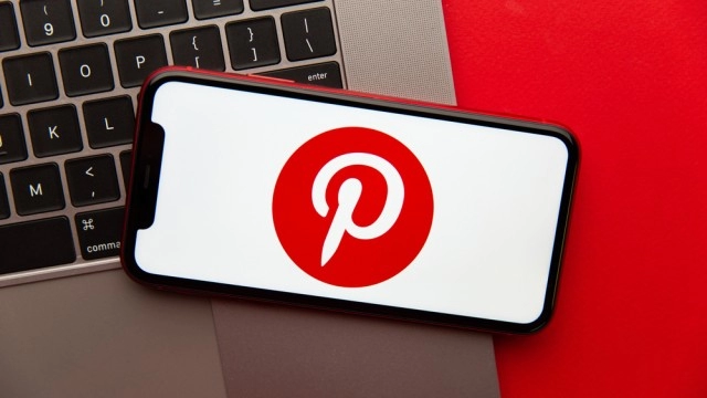 Online advertising improvement expected in 2Q with Meta and Pinterest broker's top picks