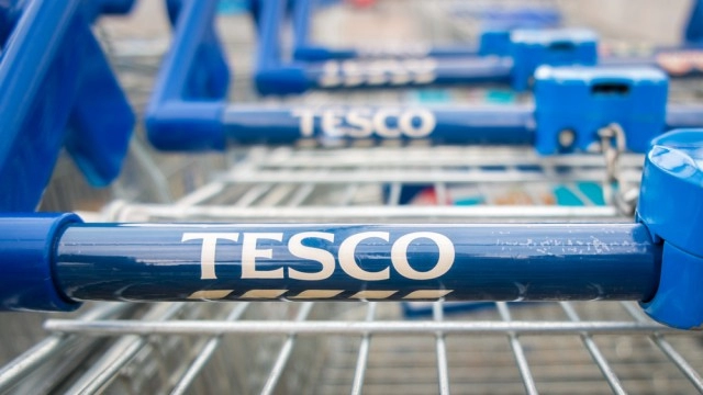 Tesco set to slash fresh food counters - report