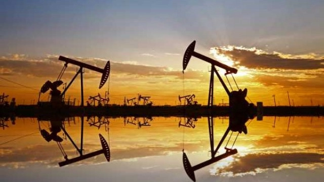 Natural Gas, WTI Oil, Brent Oil – Oil Markets Remain Under Pressure