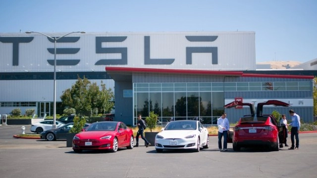 Is Tesla's Operating Margin Headed to 0%?