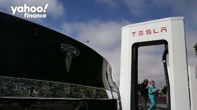 We're in the early innings of a green tidal wave for Tesla: Analyst